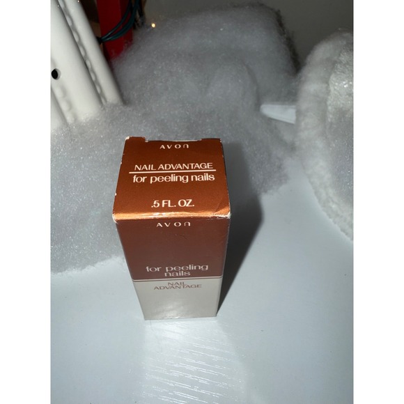 Avon Nail Advantage for Peeling Nails Strengthener Treatment 5 Fl Oz - Picture 2 of 4